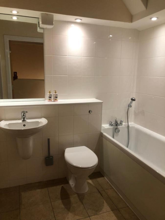 Ferienwohnung 2 Bed 2 Bath With Private Parking EDI Exterior foto