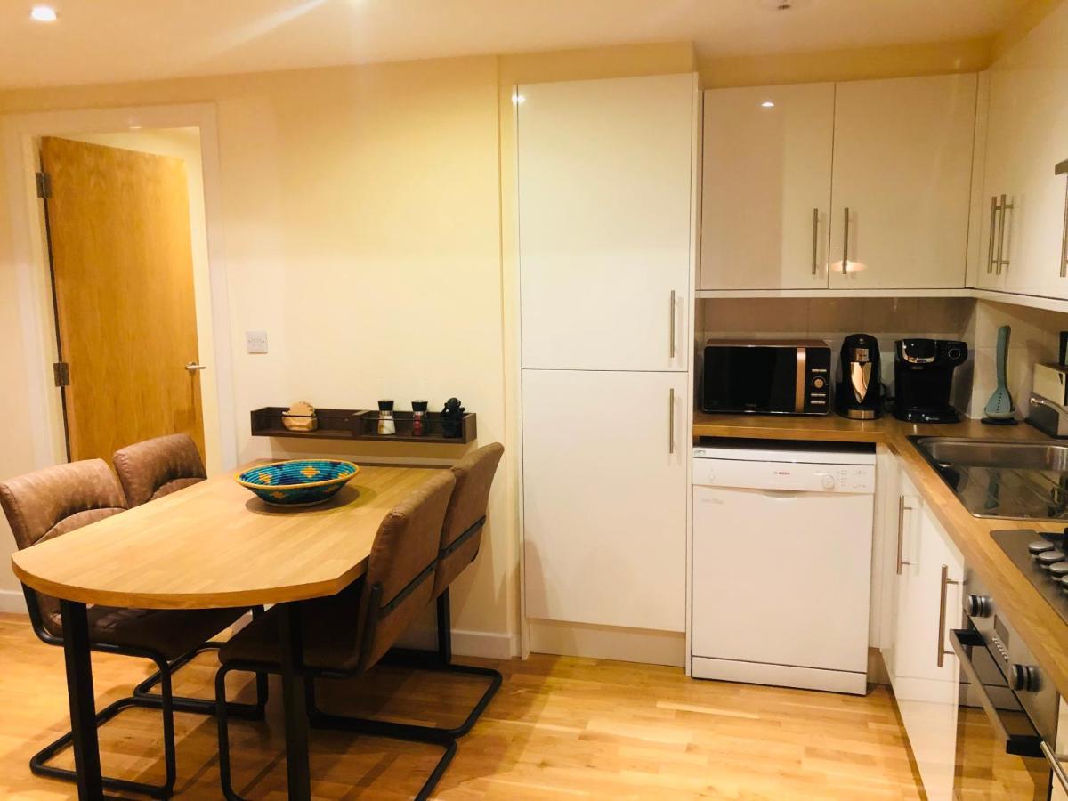 Ferienwohnung 2 Bed 2 Bath With Private Parking EDI Exterior foto